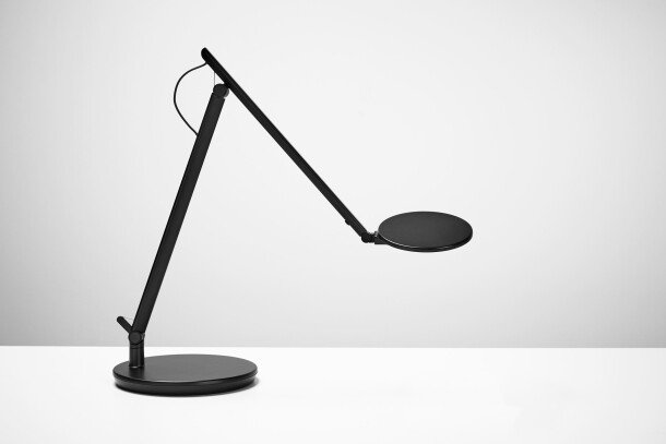 Humanscale Nova bureaulamp